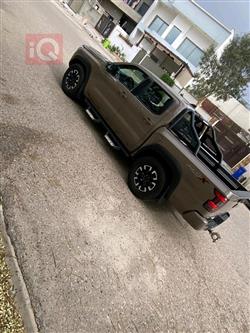 نيسان فرونتر